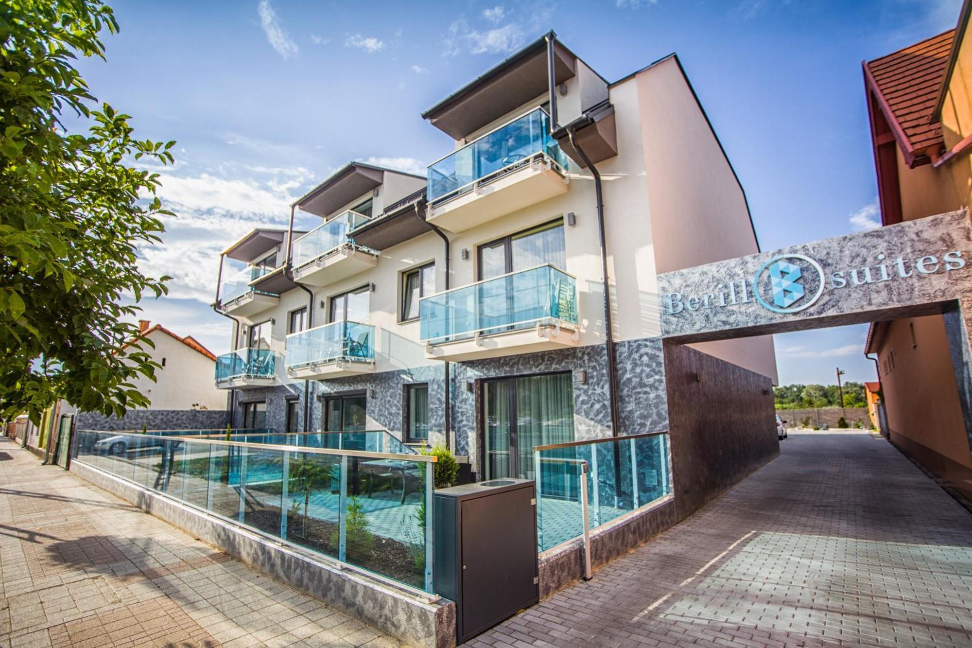 Berill Suites Sárvár Buitenkant foto
