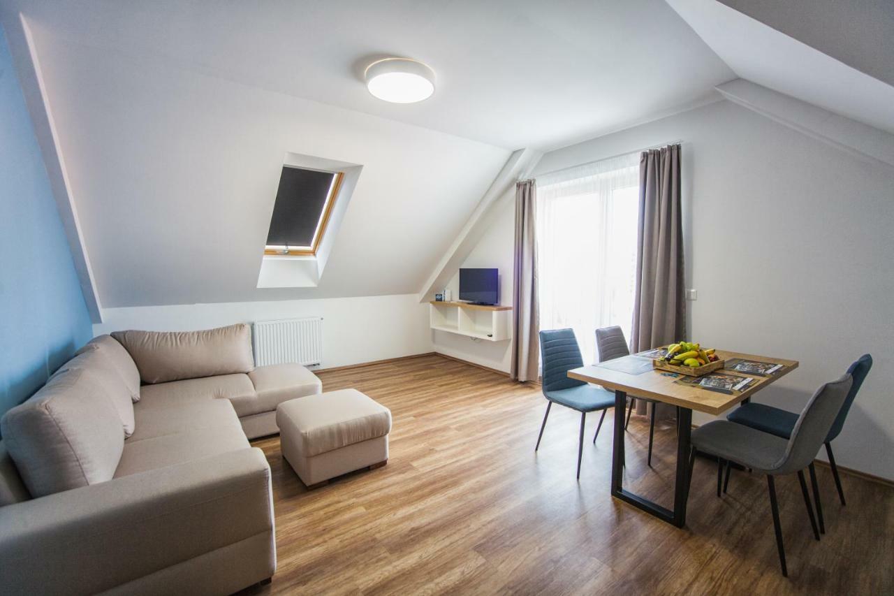 Berill Suites Sárvár Buitenkant foto